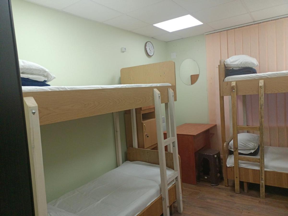 Hostel Krone Gok Zatishok Киев Екстериор снимка