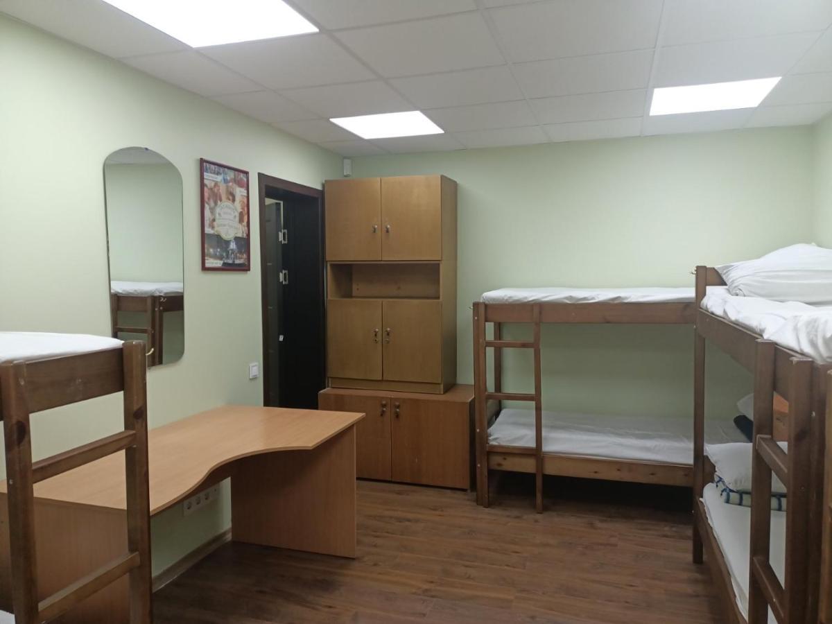 Hostel Krone Gok Zatishok Киев Екстериор снимка