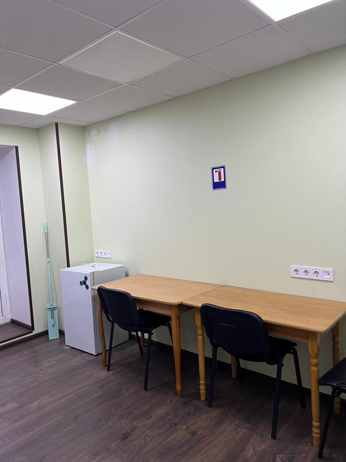 Hostel Krone Gok Zatishok Киев Екстериор снимка