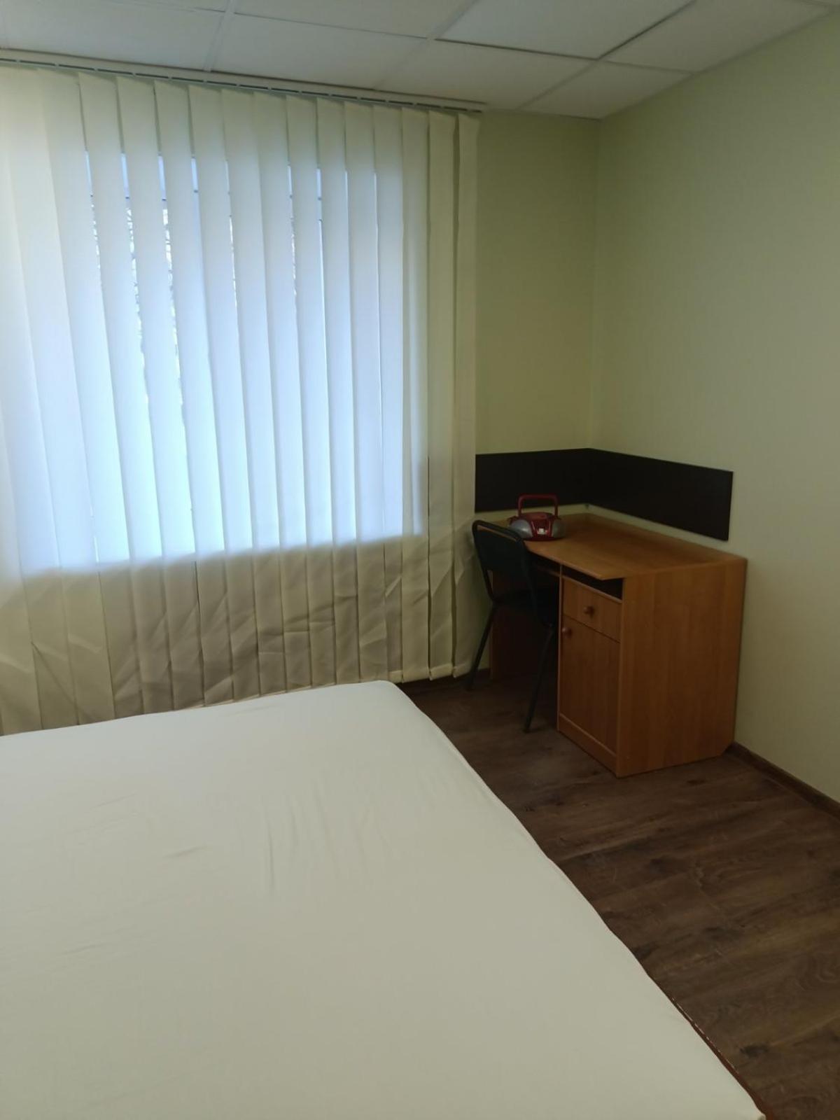 Hostel Krone Gok Zatishok Киев Екстериор снимка
